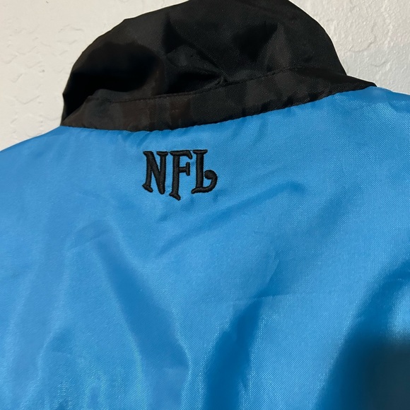 Carolina panthers puffer/bomber jacket!! 
Size large by NFL!! 
logo on back!! - Picture 5 of 8